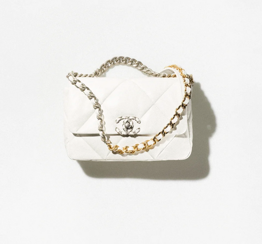 CHANEL 19 BAG